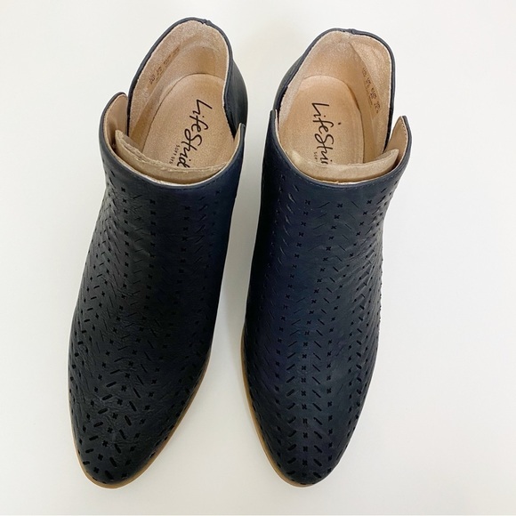 New! LifeStride Payton Ankle Boots - Picture 2 of 7